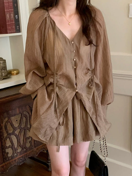 VERILADY |Vネックオーバーサイズシアーシャツ&ショートパンツ2点セットアップ