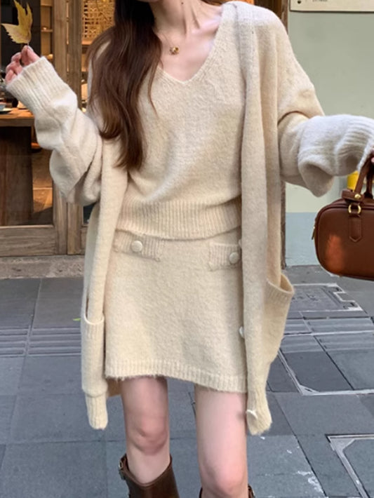 VERILADY |秋冬もちふわニットベスト&ショートスカート&カーディガン3点セットアップ