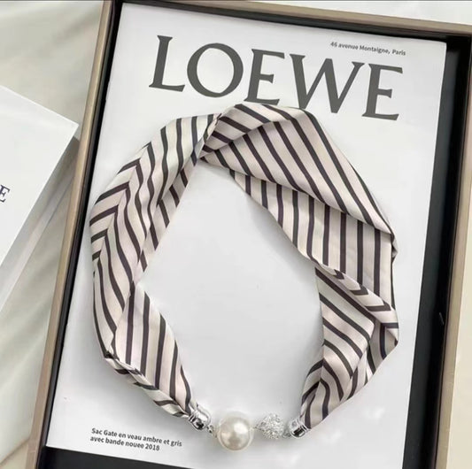 VERILADY | パール付きスカーフネックレス