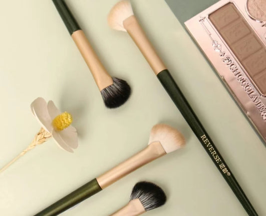 TikTokLIVE |商品品番:sayako60504 ノーズシャドウブラシ