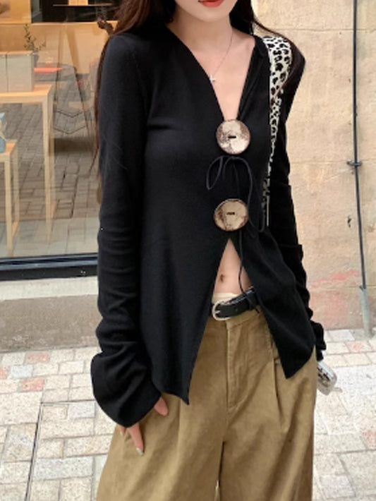 VERILADY |フロントスリットVネックTシャツ