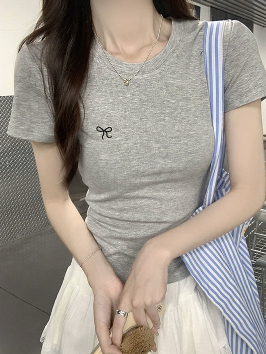 VERILADY |リボン刺繡サマーニット ベーシック半袖Tシャツ