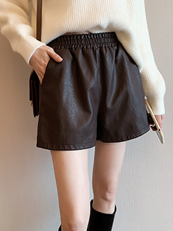 VERILADY | Quần Short Giả Da