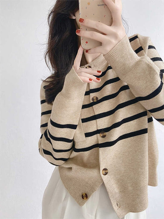 XÁC MINH | Áo len dệt kim sọc