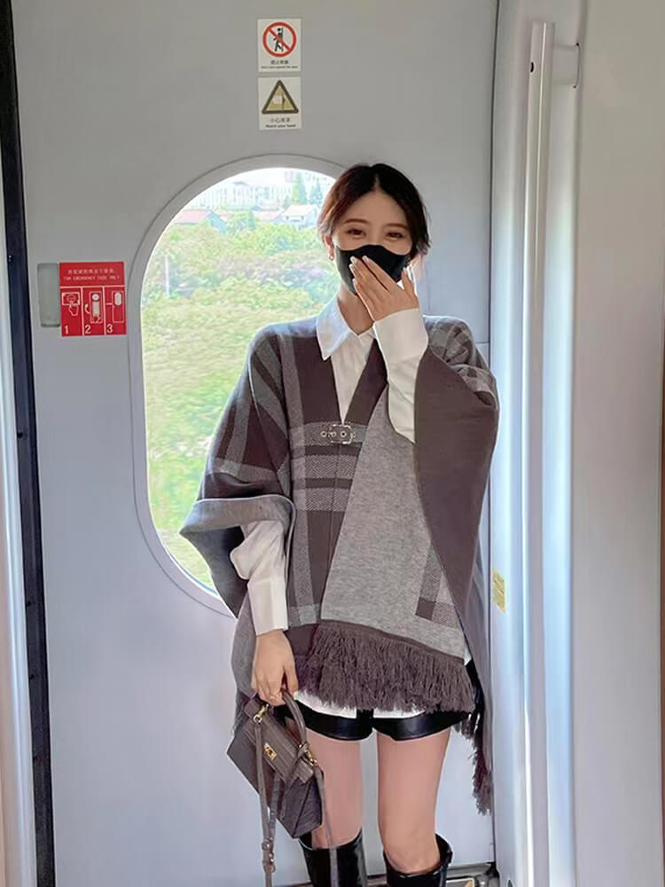 VERILADY | Nhân vật chính áo choàng kẻ sọc đơn giản