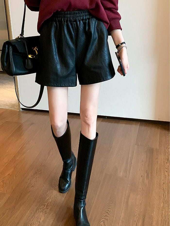 VERILADY | Quần Short Giả Da