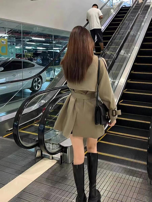 VERILADY | Áo khoác dài ngắn giản dị