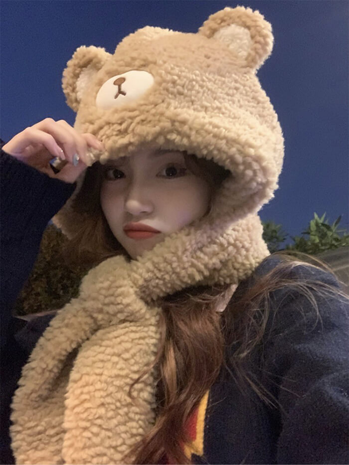VERILADY | Khăn trùm đầu dễ thương của Kuma-chan