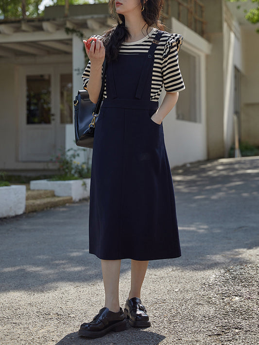 VERILADY | Bộ 2 món áo sơ mi sọc và chân váy kiểu tạp dề