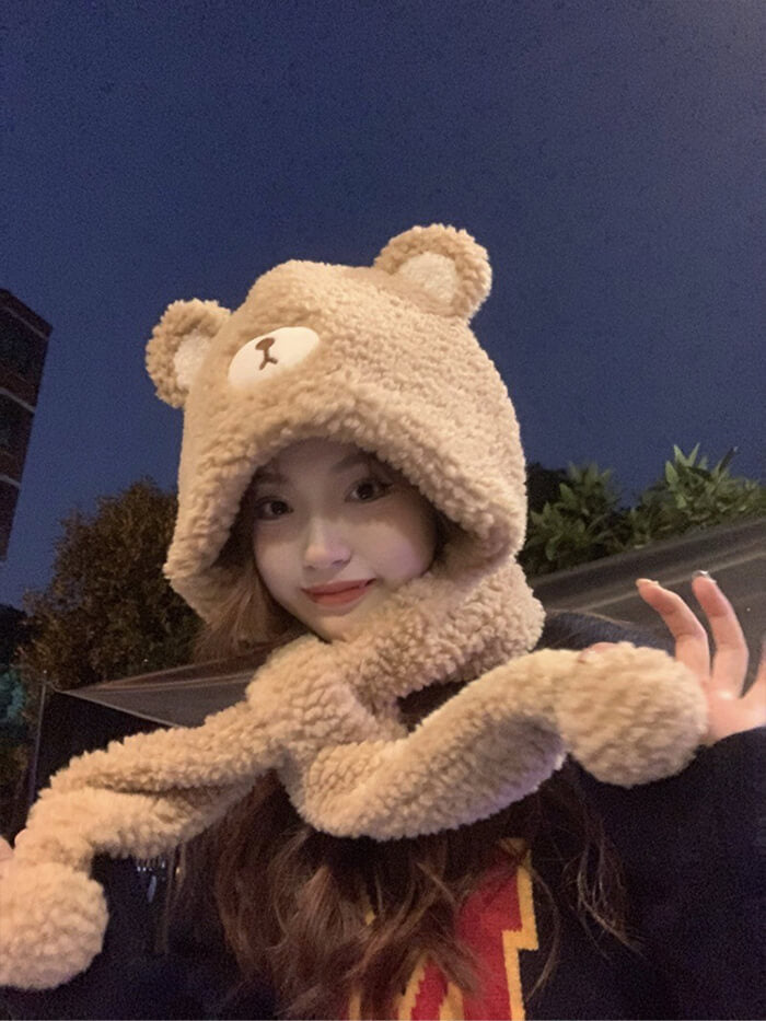 VERILADY | Khăn trùm đầu dễ thương của Kuma-chan