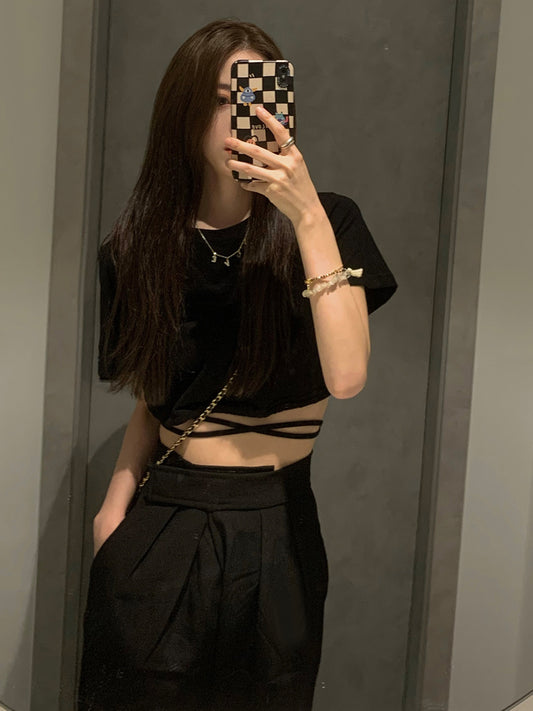 VERILADY | Áo phông đen phối dây đan chéo